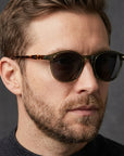 Rasmus | Sonnenbrille mit leichtem Rahmen für Alltag und Freizeit