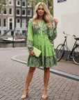 Nerina | Sommerkleid mit floralem Muster und elegantem Ausschnitt