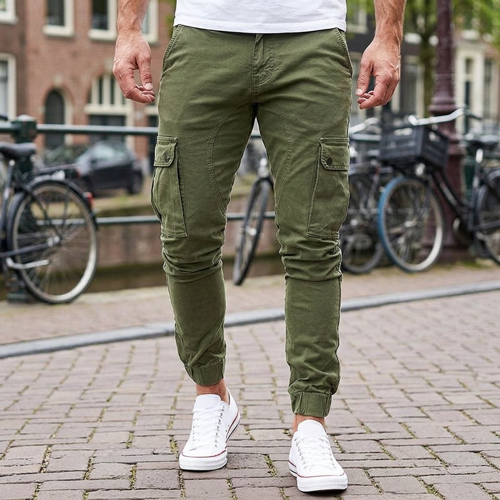 Benedikt | Moderne Herren Stoffhose im Cargo-Stil