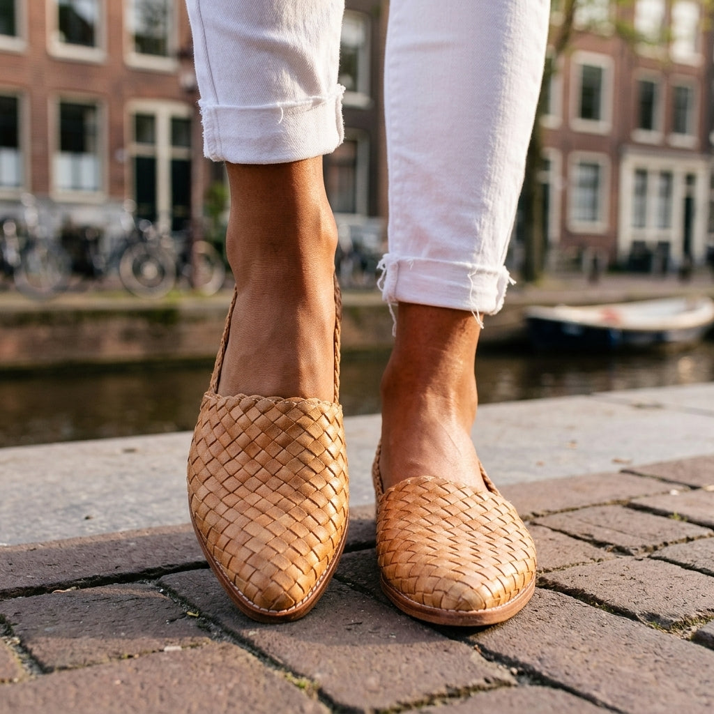Yara | Elegante Damensandale für stilvolle Sommerlooks