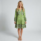 Nerina | Sommerkleid mit floralem Muster und elegantem Ausschnitt