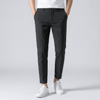 Adrian | Elegante Herren Stoffhose mit feinem Streifenmuster