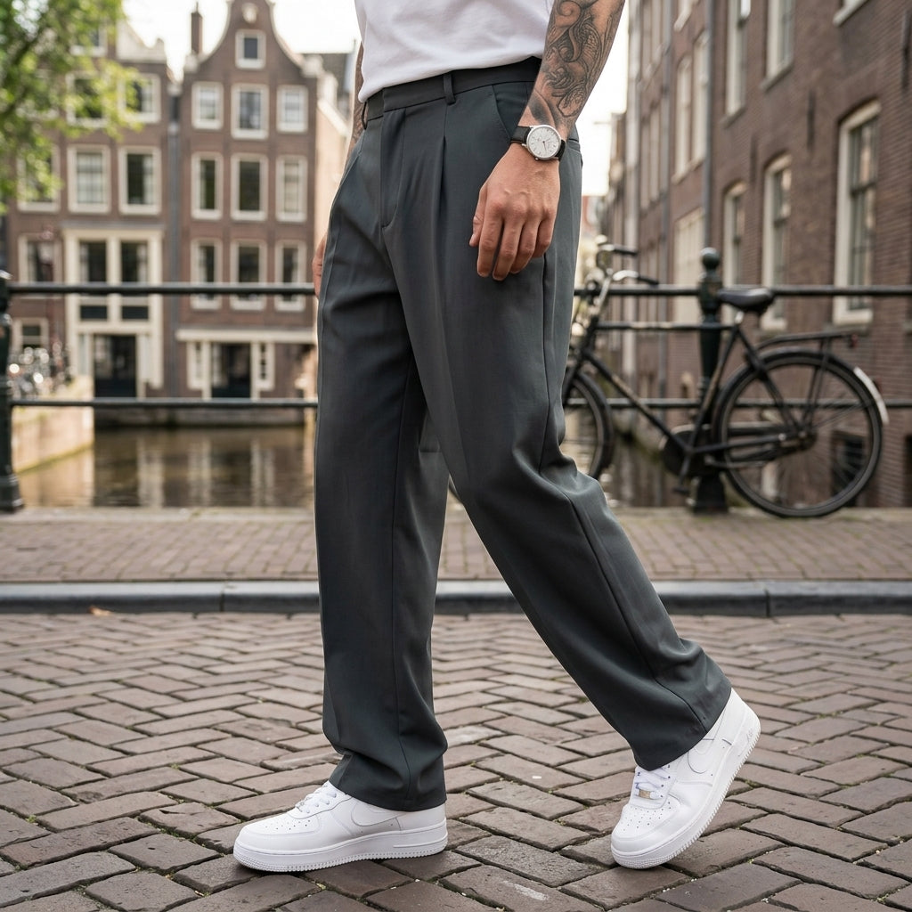 Noah | Weit geschnittene Herren Stoffhose für entspannten Look