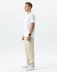 Schmale Herrenhose mit modernem Schnitt