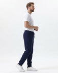 Schmale Herrenhose mit modernem Schnitt